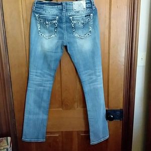 Miss Me  31 signature straight jeans